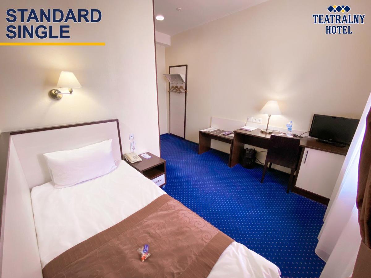 Teatralny Hotel Zaporizhia Luaran gambar