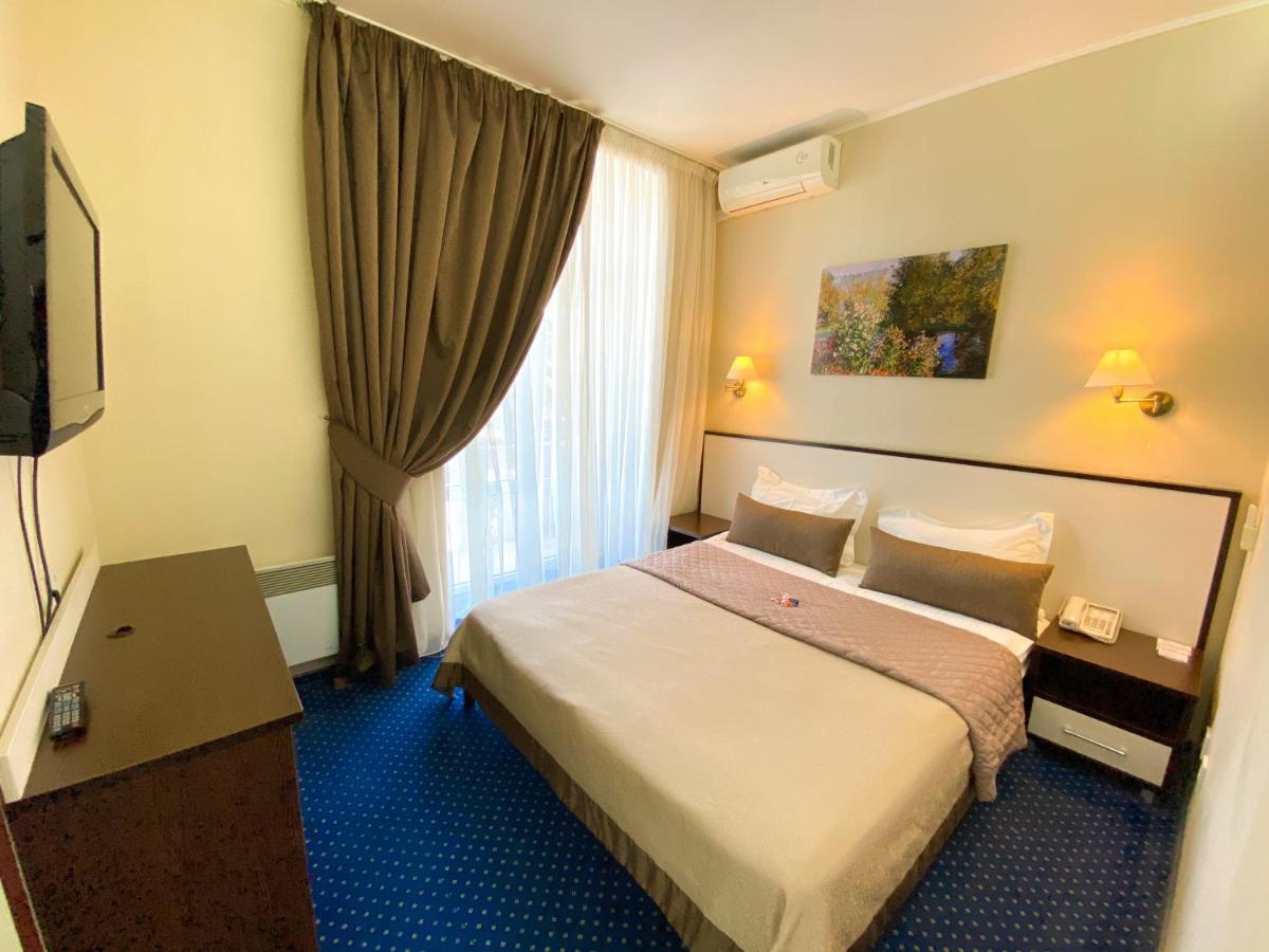 Teatralny Hotel Zaporizhia Luaran gambar