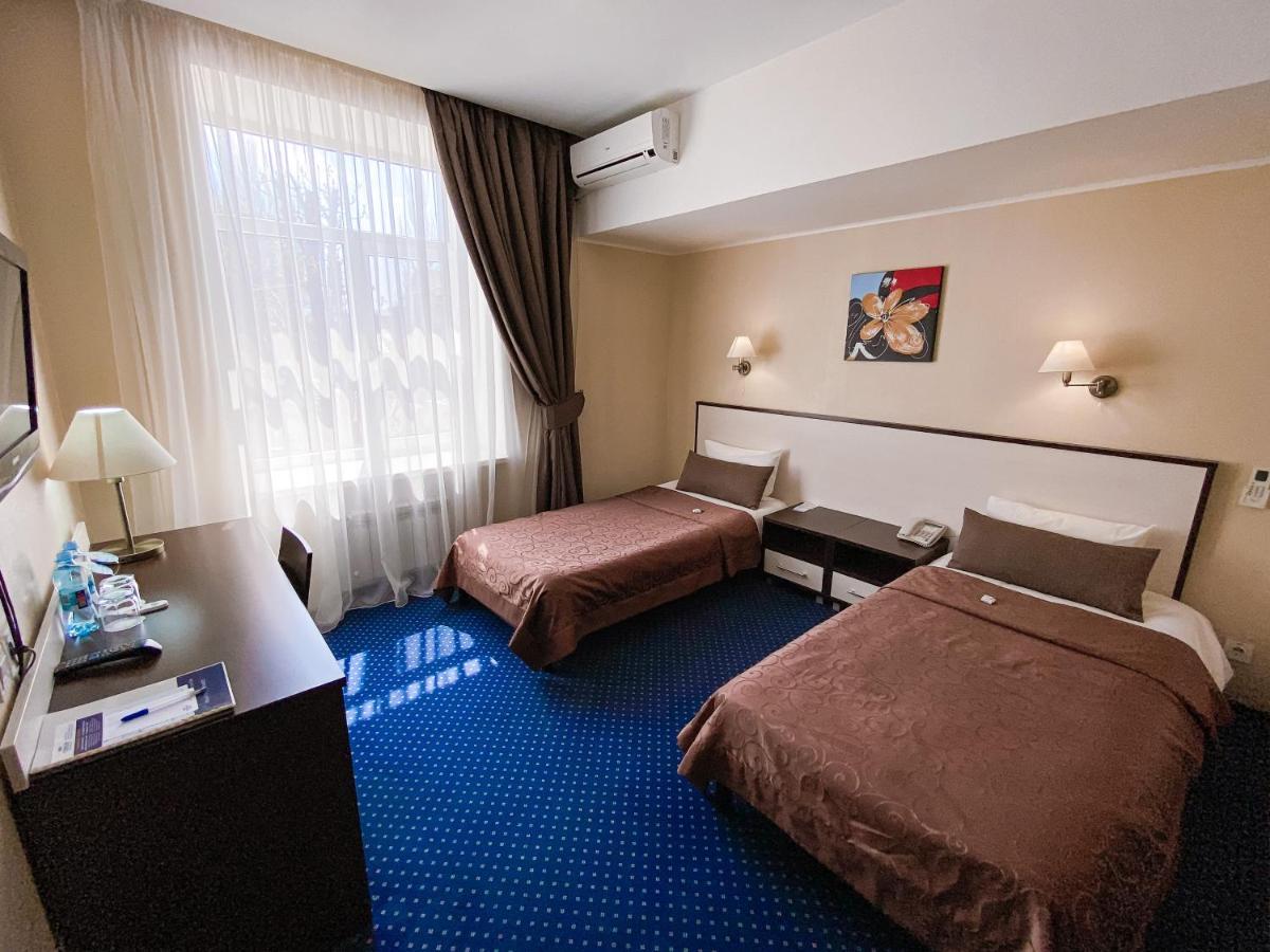 Teatralny Hotel Zaporizhia Luaran gambar