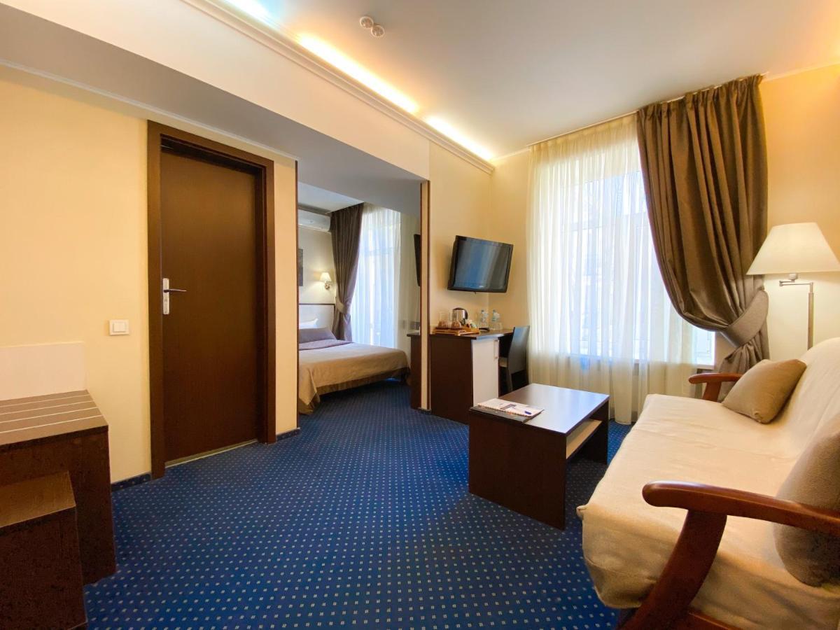 Teatralny Hotel Zaporizhia Luaran gambar