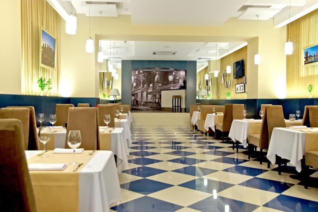 Teatralny Hotel Zaporizhia Luaran gambar