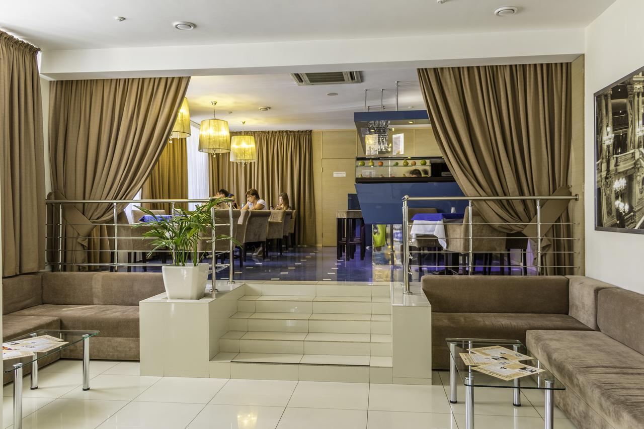 Teatralny Hotel Zaporizhia Bilik gambar