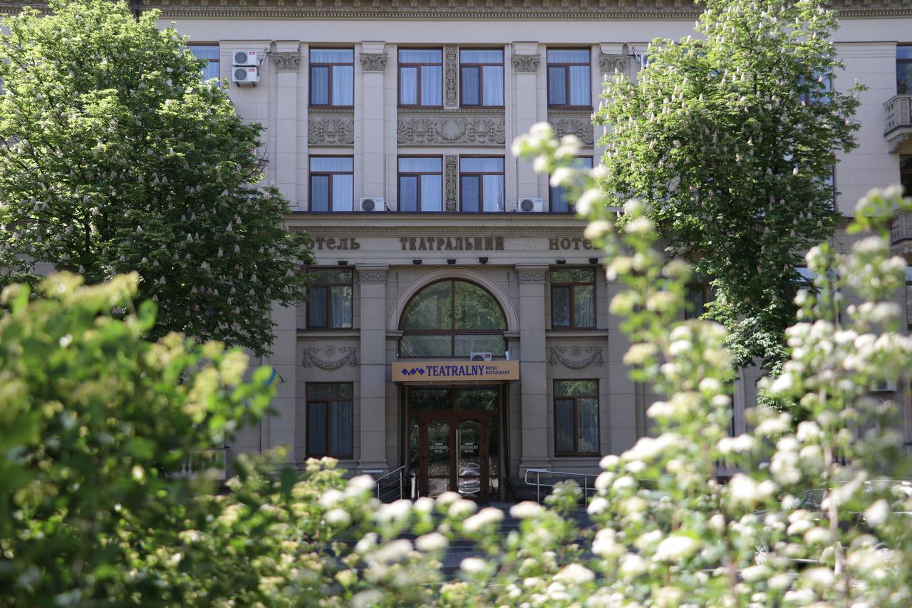 Teatralny Hotel Zaporizhia Luaran gambar